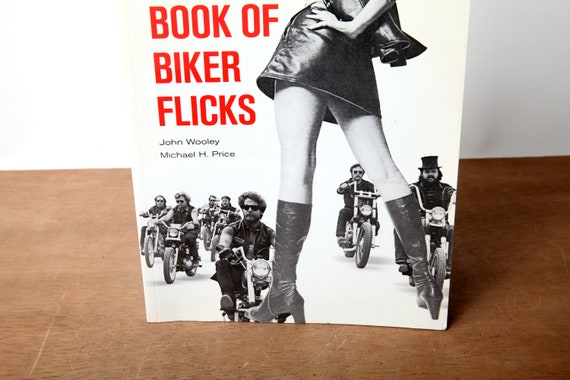 The Big Book of Biker Flicks 洋書 The Big Book of Biker Flicks The