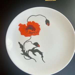 Vintage Susie Cooper Design - Cornpoppies by Wedgewood Salad 8 inch Plate