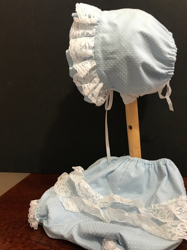 Vintage Swiss Dot Baby bloomer and bonnet Set
