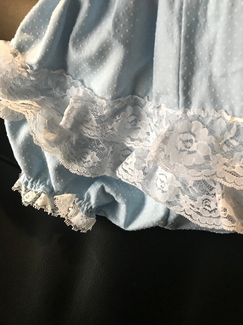 Vintage Swiss Dot Baby bloomer and bonnet Set
