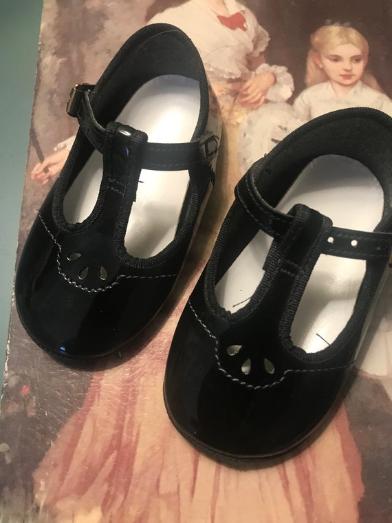 patent leather baby shoes