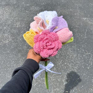 Handgemaakt gehaakt bloemboeket - tulp, roos, calla lelie - bloemstuk op maat