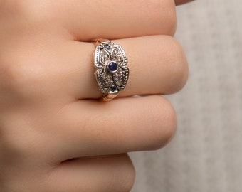 Blue Sapphire and Diamonds Ring - Diamond and Sapphire Vintage Ring - Gemstone Ring - Blue Sapphire and Rose Cut Diamonds Ring