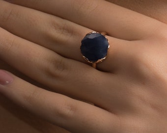 Large Sapphire Princess Ring - Royal Blue Diamond Ring - Sapphire Jewelry - Unique Sapphire Ring - Vintage Sapphire Ring