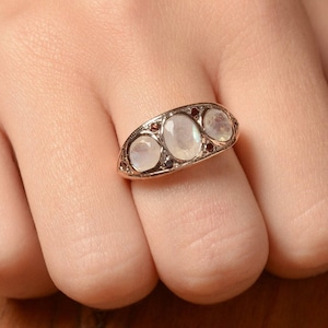 3 Stone Art Deco 14K Rose Gold Ring with Moonstone and Garnet - Rose Gold Moonstone Ring - Vintage Style Jewelry - Gemstone Jewelry