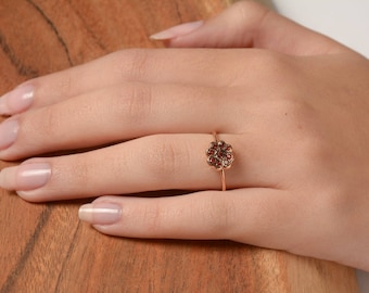 Posy Ring - Garnet Ring - Minimalist Ring - Vintage Ring - Rose Gold Ring - Ring with Garnet - Gift for her - Birthday Gift - Rose Gold