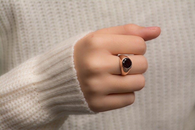 14K Round Statement Garnet Ring Gemstone Rings 14K Rose Gold Gemstone Ring Classic Ring Birthday Gift Gold Ring with Garnet zdjęcie 1