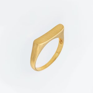 14k Solid Gold Posy Dome Ring image 4
