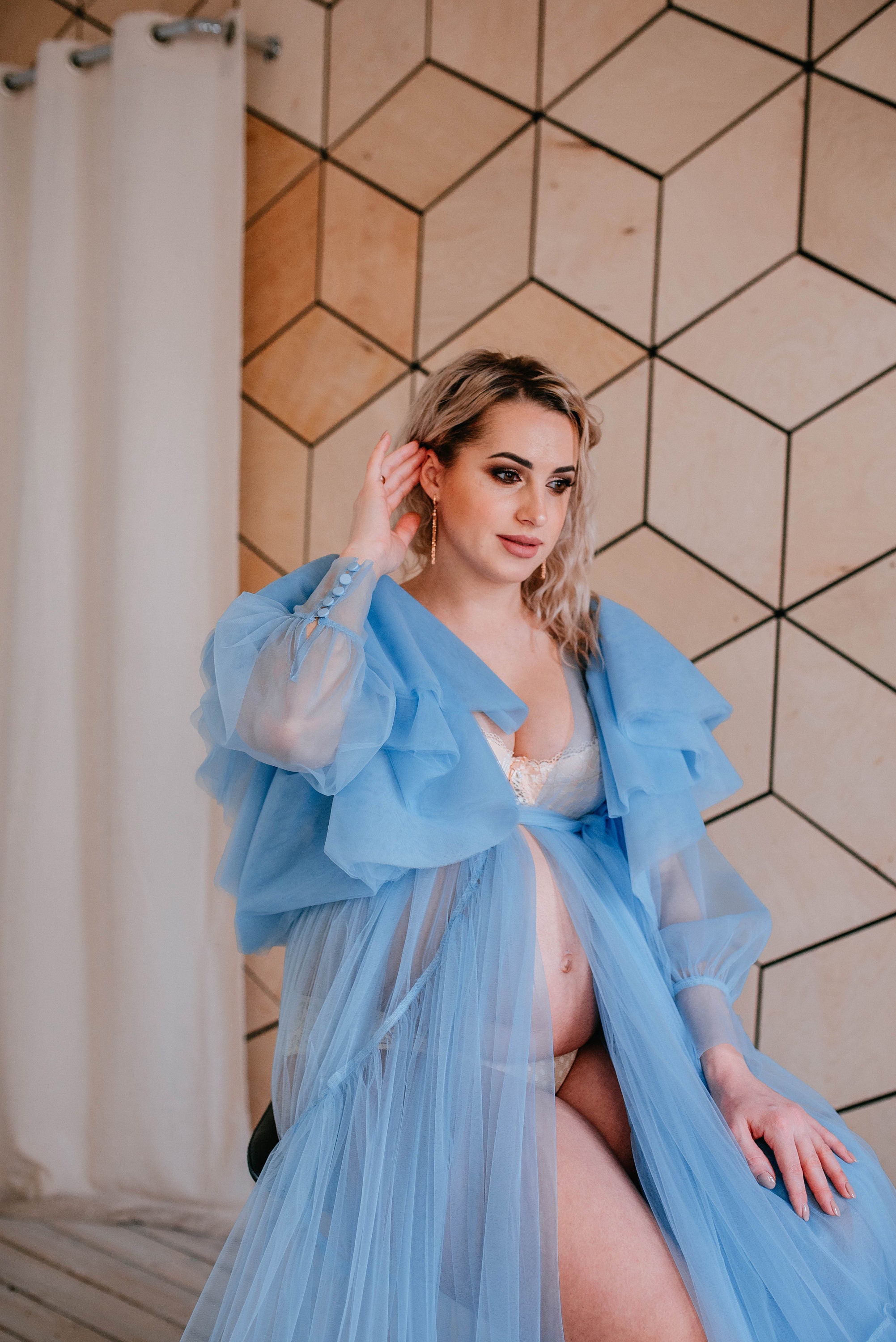 Blue Tulle Maternity Gown: Airy Photoshoot Dress