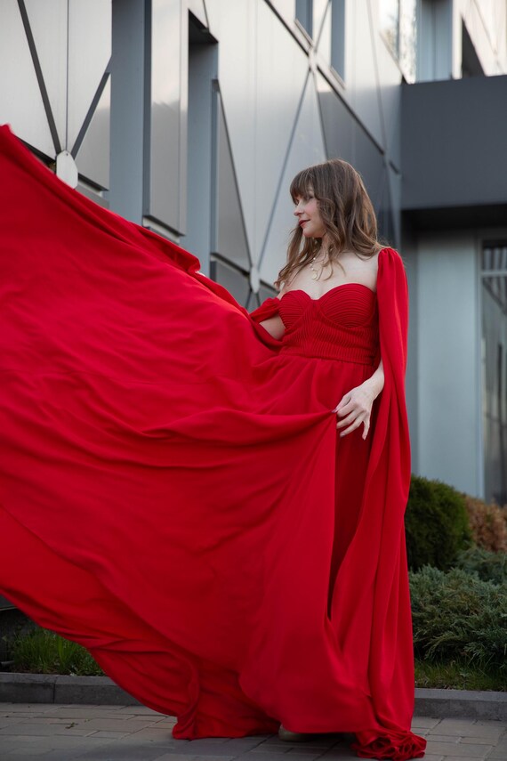Red Bohemian Gown: Crepe Evening Dress with Batwing Sleeves
