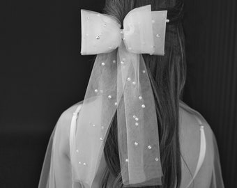 Pearl Bridal Hair Bow: Double Tulle Wedding Bow
