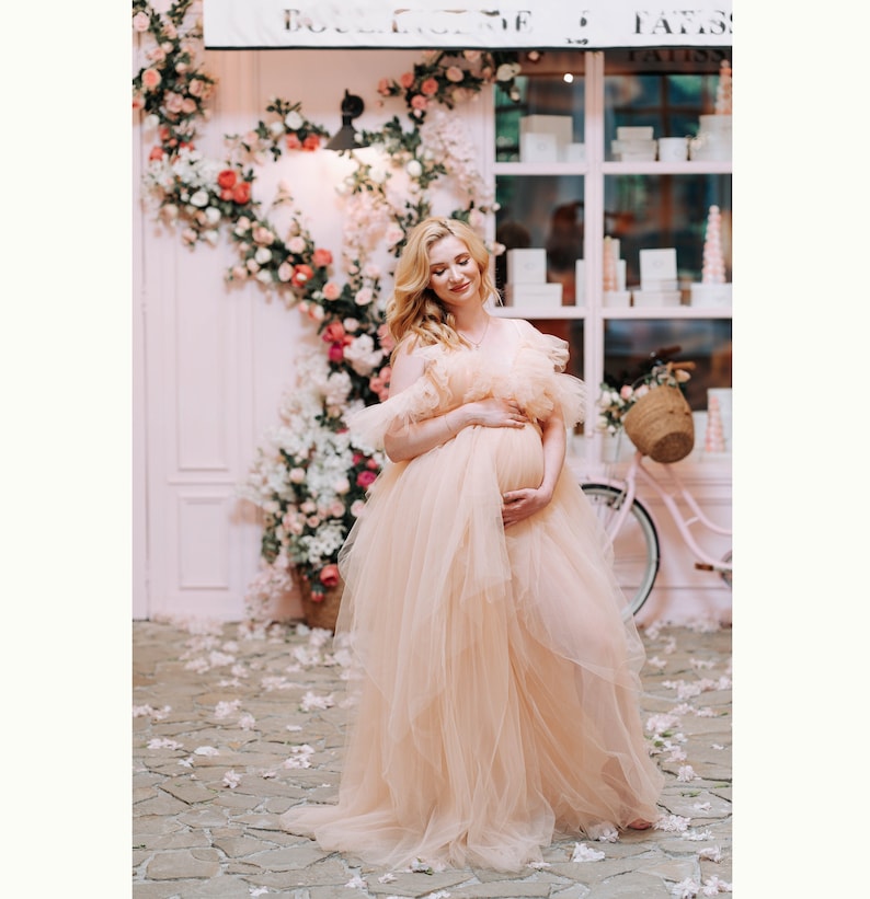 Peach fluffy dress Maternity tulle dress Fluffy dress Peach tulle dress Dress for photo shoot Tutu dress Woman peach tulle dress 