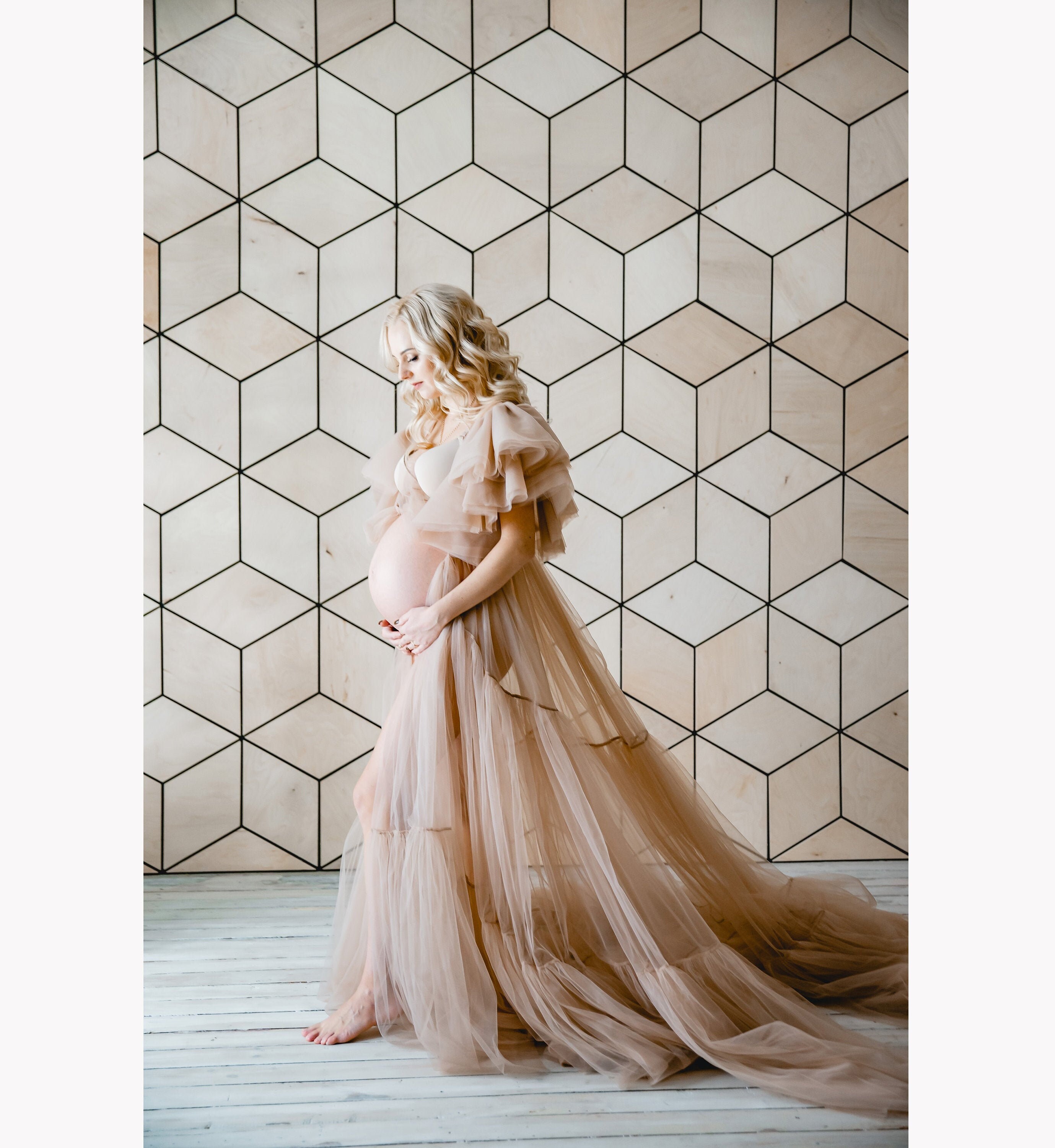 fluffy robe for maternity shoot