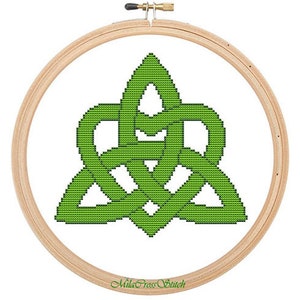 Keltischer Knoten – Einfaches Kreuzstichmuster – Irish Design – St. Patrick's Day DIY