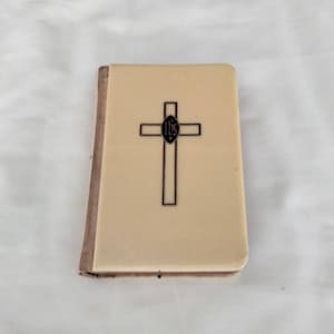 Vintage Book of Common Prayer with simulated ivory hard cover OUP c1930s