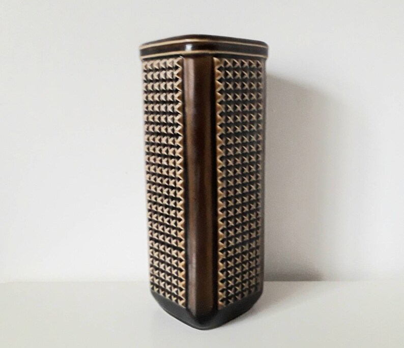 Vintage retro mid century green brown Sylvac X cross design vase pattern 3939 8 inches