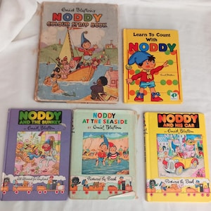 5 vintage Noddy hardback children&#39;s books 1950s & 60s illustrated
