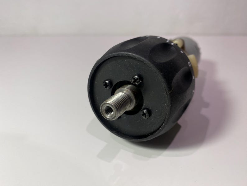 Motor eléctrico de 12 voltios con caja de cambios. imagen 8