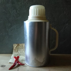 3-liter thermos with aluminum flask for cold drinking water, thermos  production in  1991 s, thermos for tractor driver, gift for a man.