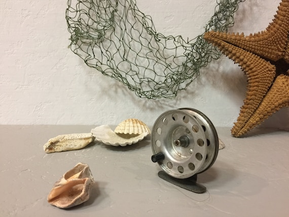 aeroplane spinner fishing lures Vintage Tackle Bear Valley On Card For Sale EOS Sale Color:Gold Minnow Smith ARS blade has Fishing Reels Market Size