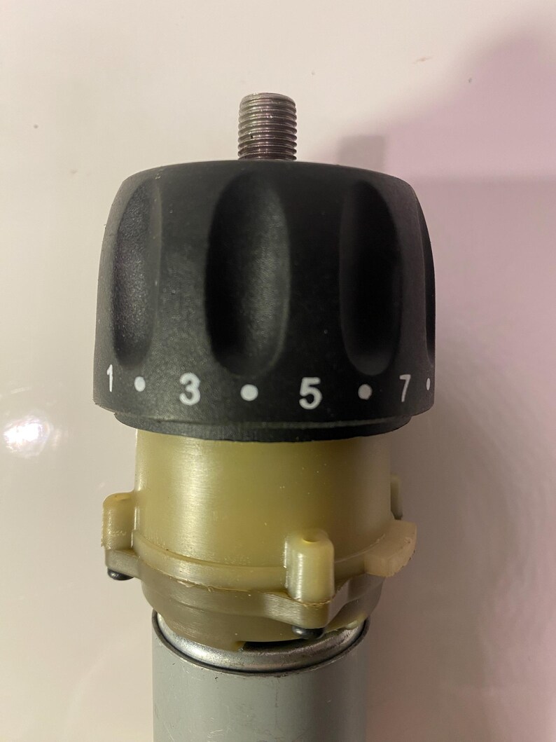 Motor eléctrico de 12 voltios con caja de cambios. imagen 9