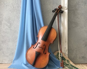 Vintage violin, violin instrument, musical instrument, violin old, decorative music, string instrument