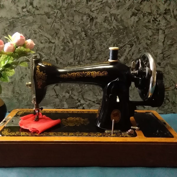 Manual sewing machine of the USSR