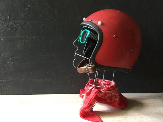 Casque de moto vintage, casque de sécurité rouge, casque vintage