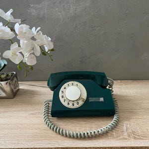 Telephone landline vintage, green telephone, decor.