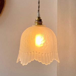 Lámpara colgante de vidrio opaco grabado, lámpara de pared de los años 50, lámpara vintage, boho, regalo
