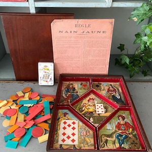 Old yellow dwarf game, board game, antique game, gift