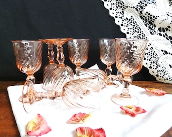 Set de 8 copas pequeñas de licor Arcopal rosa, copas Arcoroc Luminarc, copas de pie rosa, copas digestivas, cristalería francesa de regalo.