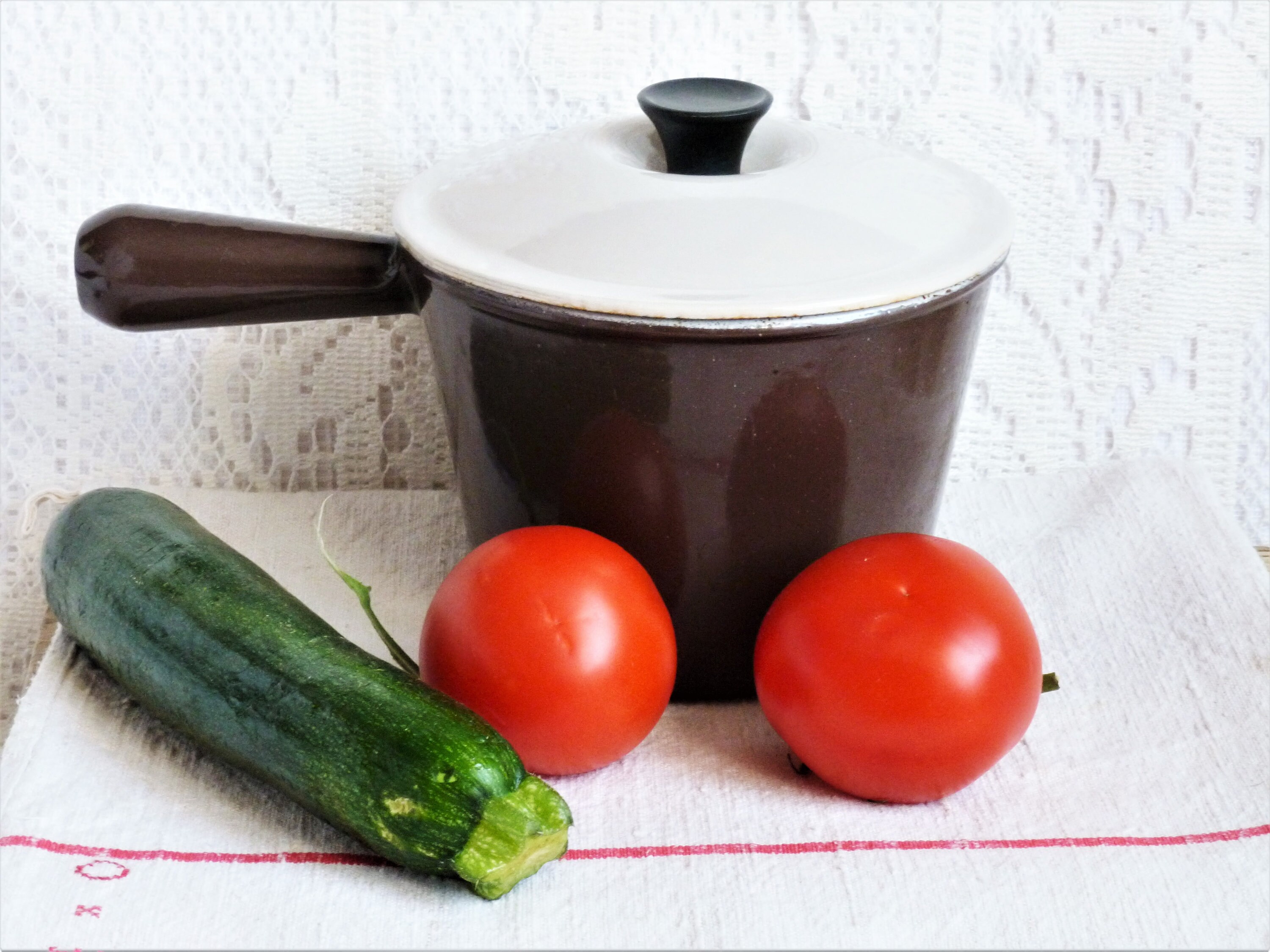 Poêlon de Cuisson Le Creuset, Casserole Fonte avec Couvercle, Ustensiles Cuisine, Cuisine Française,