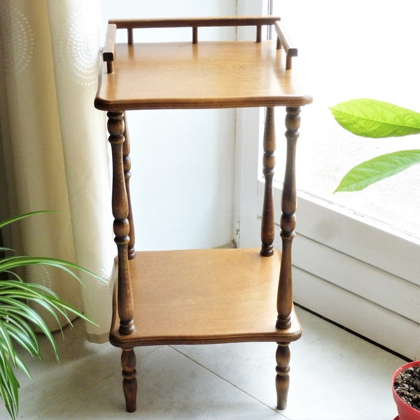 Ancien meuble étagère à téléphone des années 1950, étagère bois, table de chevet rustique, étagère porte-plantes, bout de canapé rustique.