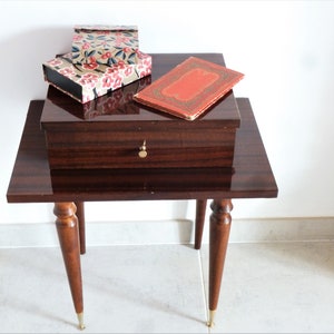 1950s bedside table, 1950s nightstand, art deco nightstand with drawer, wood side table, French country house deco, guest room accessory.