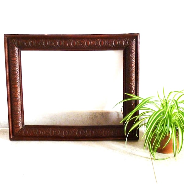 Antique 1920s rectangular wooden frame, Large antique carved wood frame, wood frame for photography, painting, mirror, French wood frame.