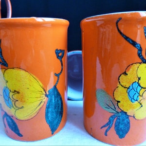 Geëmailleerd aardewerk orangeade servies, sinaasappelsap servies, Vallauris kunstkeramiek aardewerk, Frans tafelkeramiek geschenk. afbeelding 7