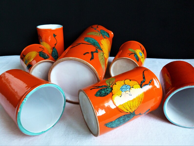 Geëmailleerd aardewerk orangeade servies, sinaasappelsap servies, Vallauris kunstkeramiek aardewerk, Frans tafelkeramiek geschenk. afbeelding 1