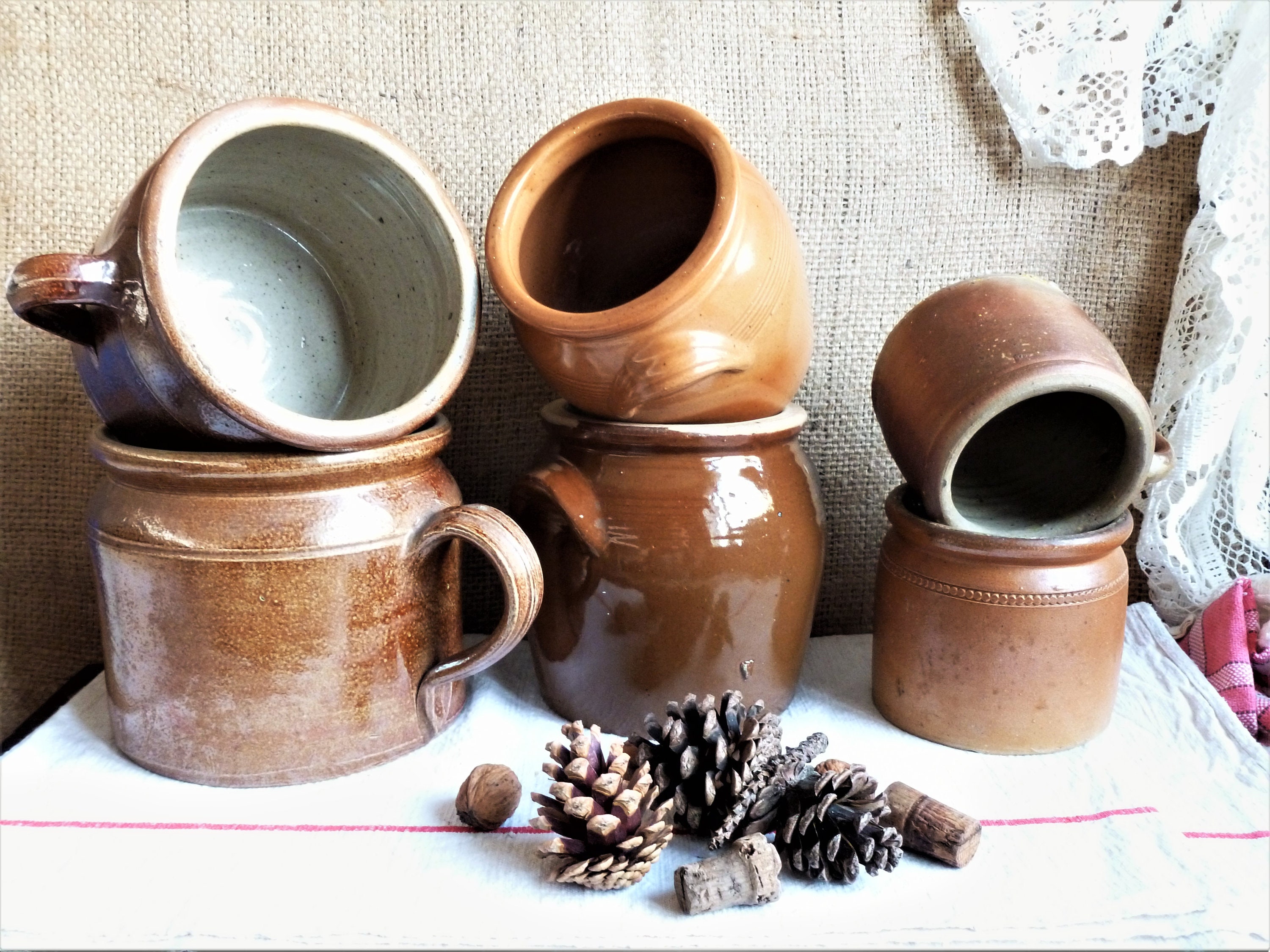 Comfy Hour アンティーク＆ヴィンテージインテリア装飾コレクション アニマルエディション 鋳鉄2個セット フクロウブックエンド アートブックエン［並行輸入品］ 石器ポットのコレクション、アンティークの石器農家の水差し、フランス