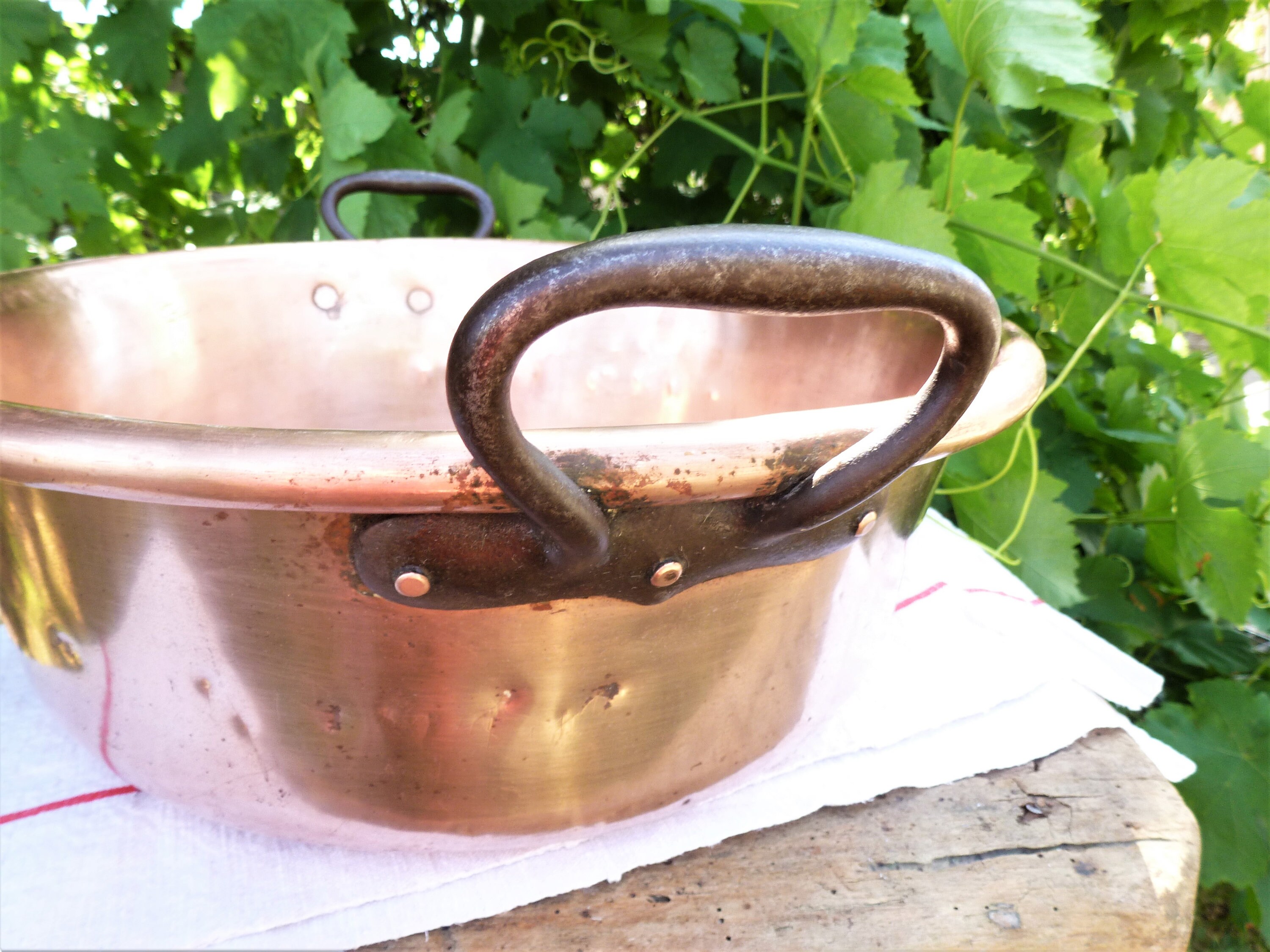 Bassine confiture ancienne [ OFES Août ] | Clasf