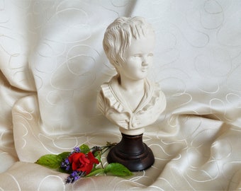 Child bust figurine, alabaster and resin child bust, art deco child sculpture, Alexandre Brongniart after Houdon, Victorian sculpture.