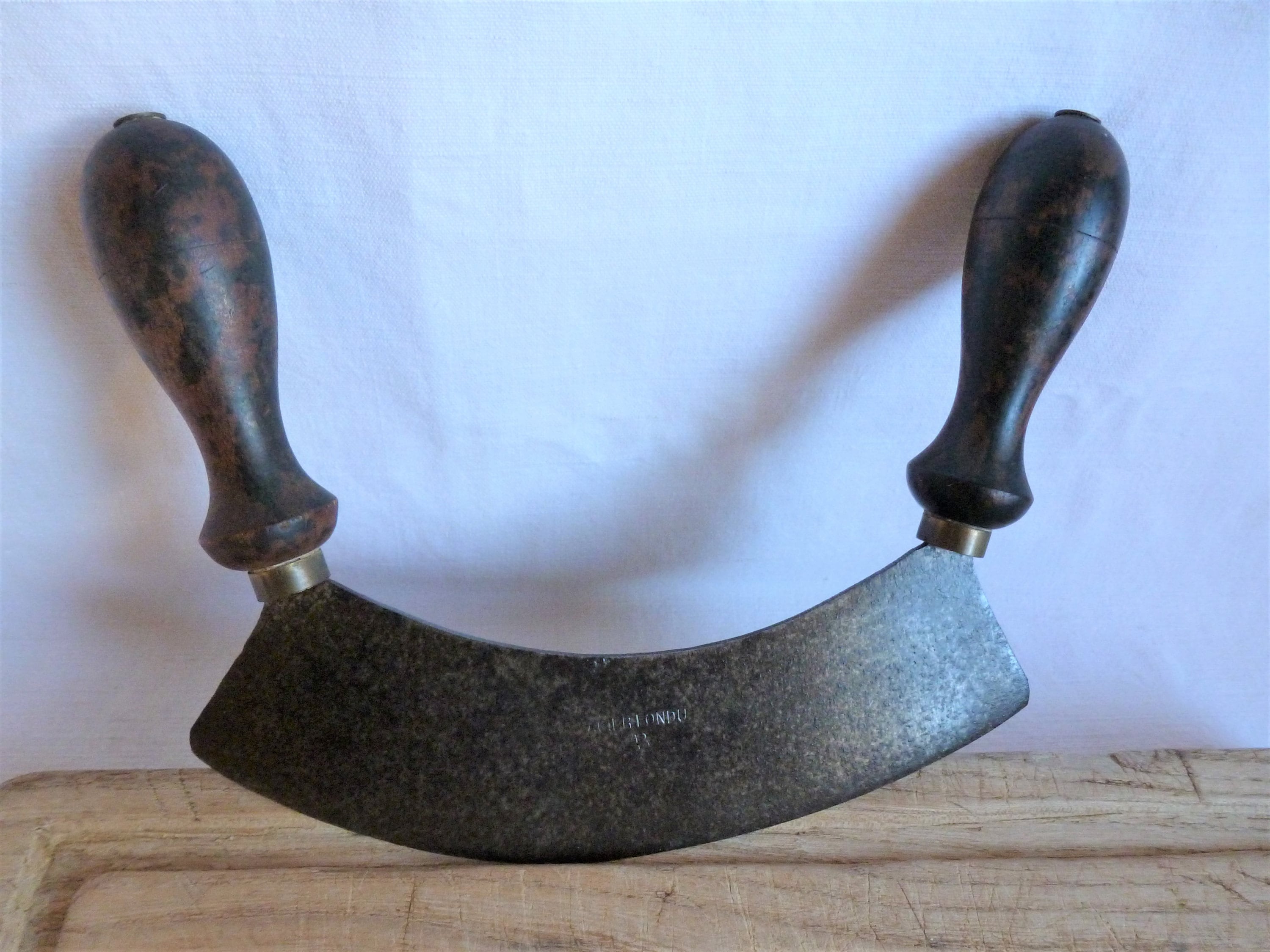 Herb chopper, Garlic and herbs chopper, Handle chopper, Herb and condiment slicer, Rustic kitchen utensil, French kitchen gift.