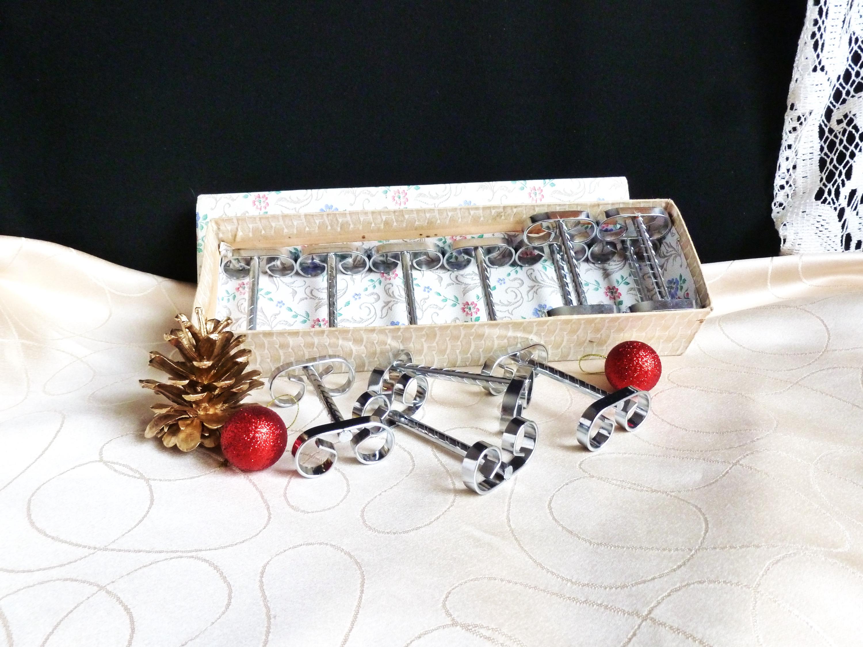 Coffret 12 Porte-couteaux Métal Chromé Moderniste Vintage