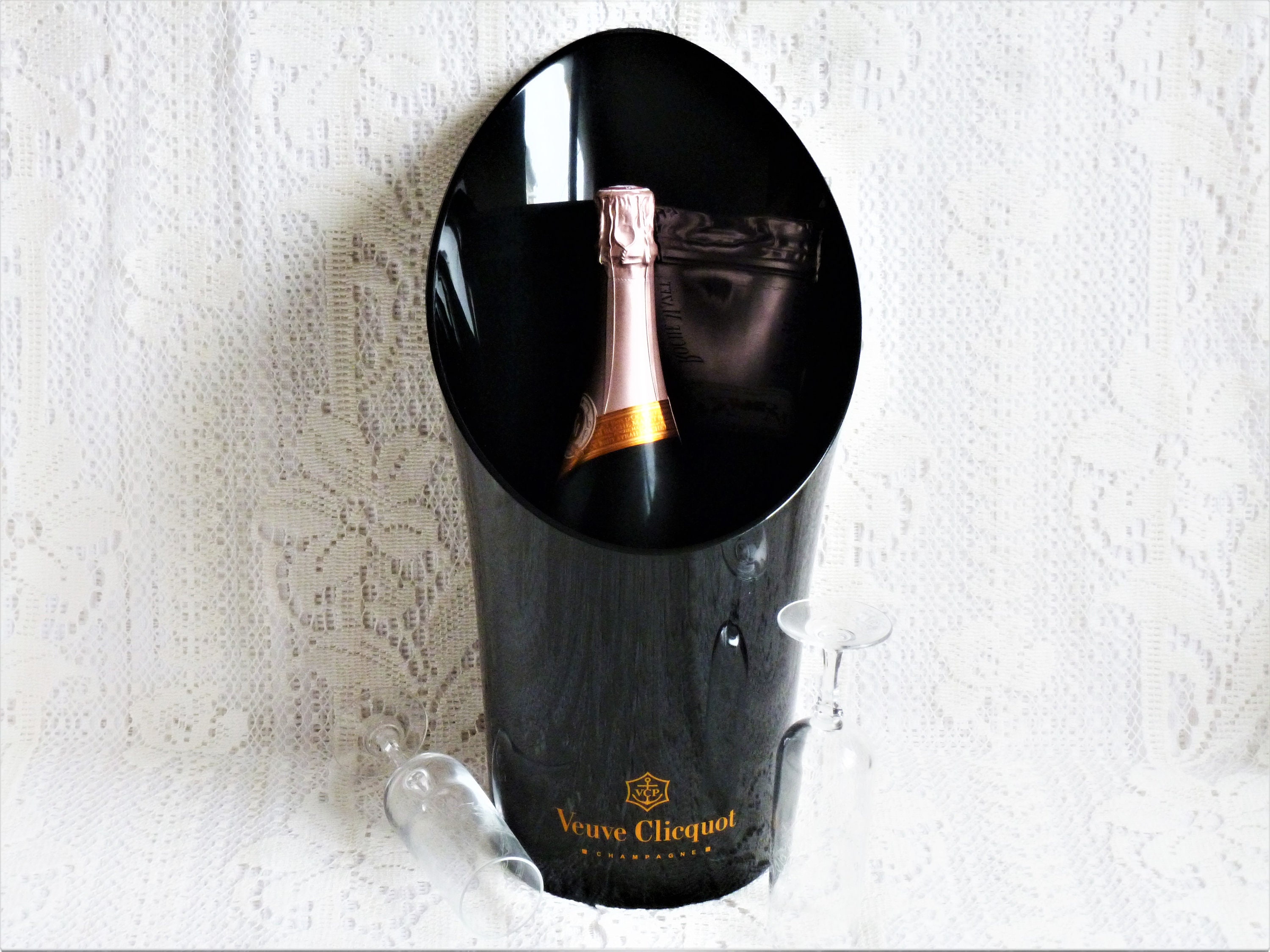 VEUVE CLICQUOT Champagne LED Ice Bucket 2.0