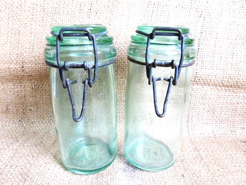 Set van 2 oude groene glazen potten, inmaakpotten, glazen keukencadeaudecor, keukengereihouder, zero waste Frankrijk. afbeelding 4