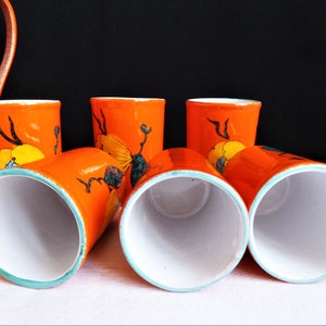 Geëmailleerd aardewerk orangeade servies, sinaasappelsap servies, Vallauris kunstkeramiek aardewerk, Frans tafelkeramiek geschenk. afbeelding 6