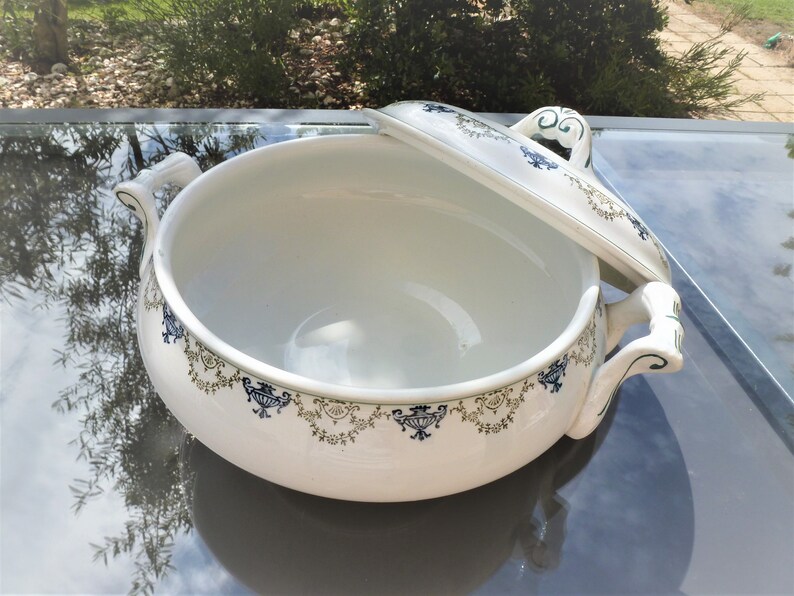 Old French Saint-Amand tureen, vintage ceramic salad bowl, St Amand tureen, vintage vegetable dish, French ceramic tableware. image 5