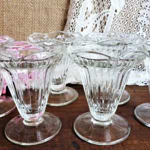 6 glass ice cream, cream or sorbet cups, glass dessert cups, glass cocktail cups, French table glassware, French dessert glassware gift.