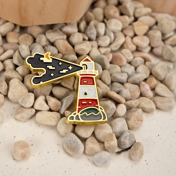 Enchanting Night Lighthouse Enamel Pin – Guiding Light | Travel and Wanderlust series | Gift ideas for adventure seekers and travelers