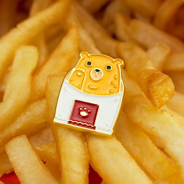 Hash Brown Bear Enamel Pin – Bear-y tasty hashbrown | Fast food collection